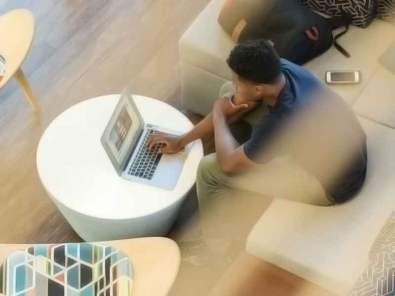 智能故障预测的云呼电话